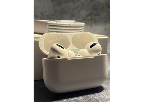 AirPods Pro / 6990